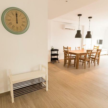 Apartamento cerca del mar  Blanes Esterno foto