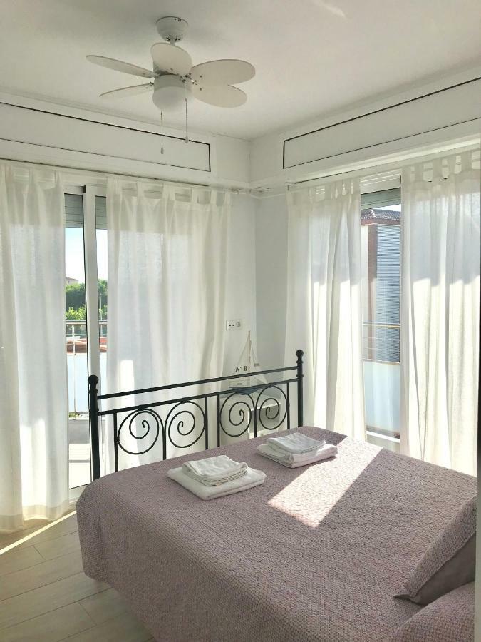 Apartamento cerca del mar  Blanes Esterno foto